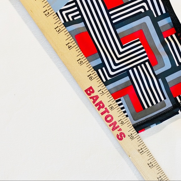 Sweaty Betty Black Geo Print Zero Gravity High-Waisted Crop Leggings, Size Small - Picture 6 of 11